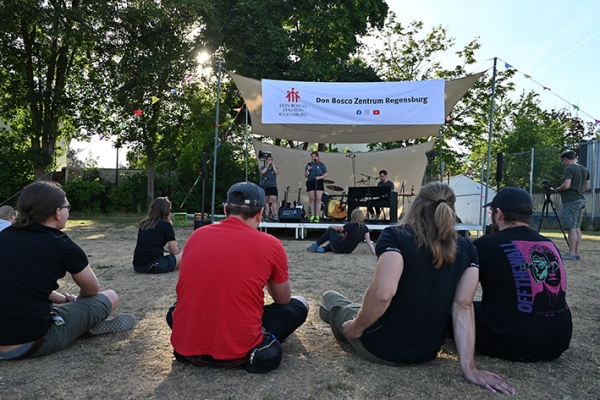 Open Stage beim Sommerfestival 2022 im Don Bosco Zentrum
